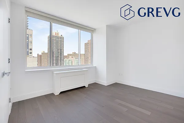 Rented by Global Real Estate Ventures Group LLC | media 7