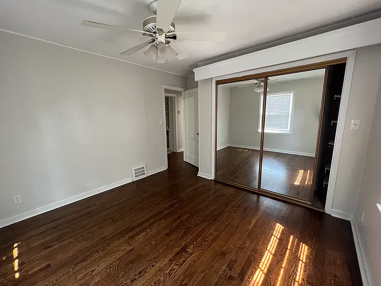 7110 Woodson St — Photo 13