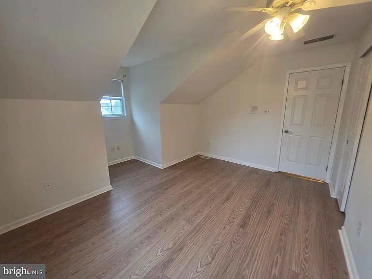 138 Persimmon St — Photo 41