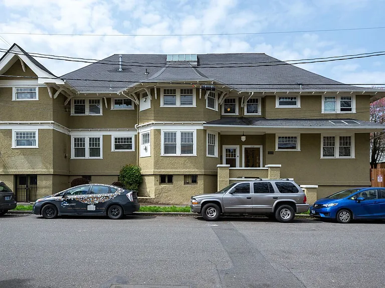 2129 SE 10th Ave — Photo 13