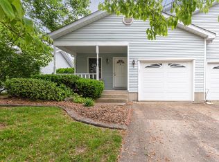 1118 Cobblestone Dr, Edwardsville, IL 62025