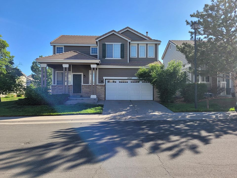 view from street of front of house