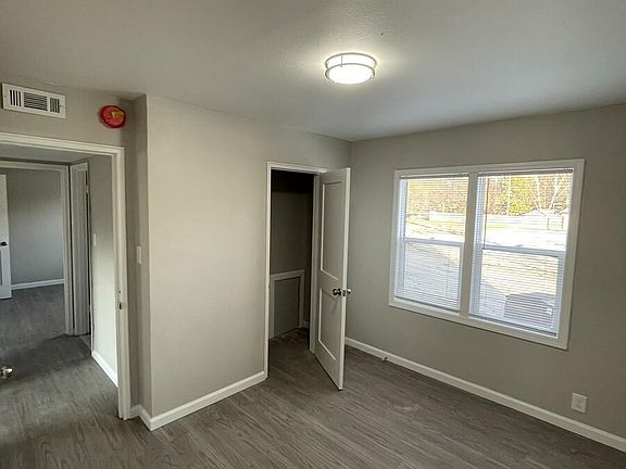 5th image of 124 N Eddy St #6