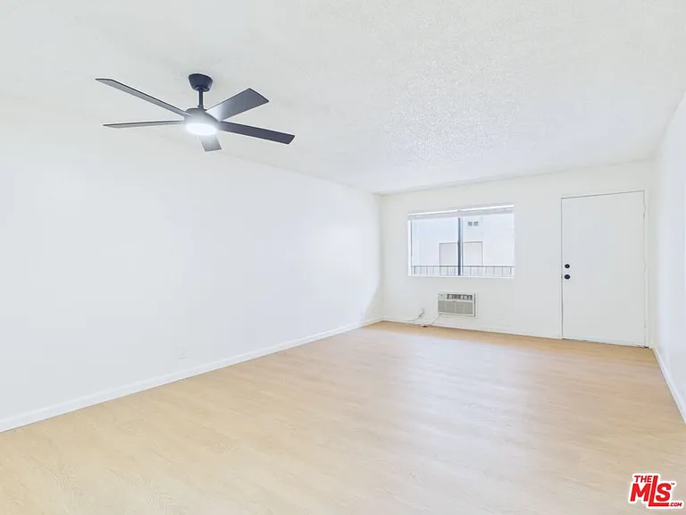 236 S Avenue 55 #C — Photo 8