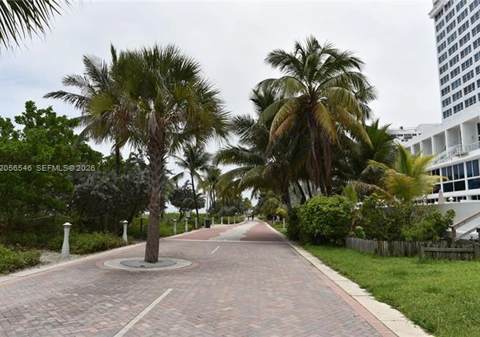 5555 Collins Ave cu-8K, Miami Beach, FL 33140 — Photo 2