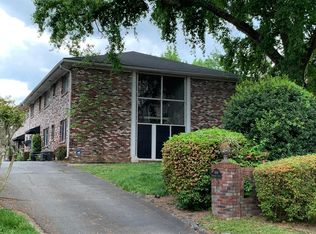 3668 Kingsboro Rd NE APT 11, Atlanta, GA 30319