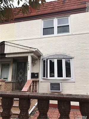 Rented by Exit Realty First Choice | media 4