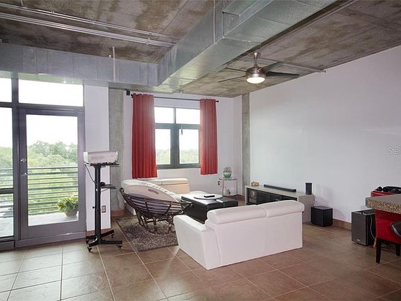 5th image of 10 N Summerlin Ave Unit 39