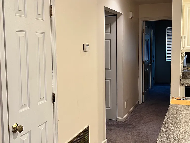 4204 Browns Ln #204 — Photo 8