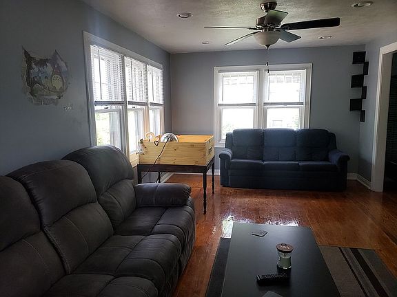 5th image of 3414 Mishawaka Ave