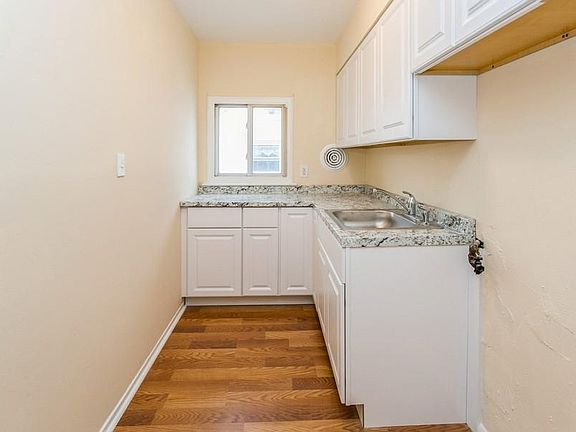 2nd image of 12919 144th St #2