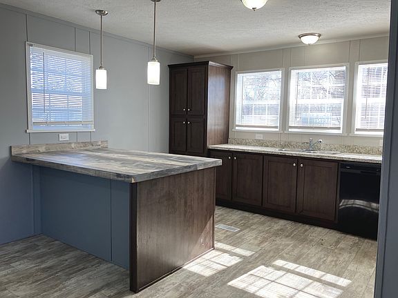 3rd image of 101 N Michigan St Lot 93