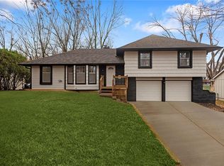 13008 Corrington Ave, Grandview, MO 64030