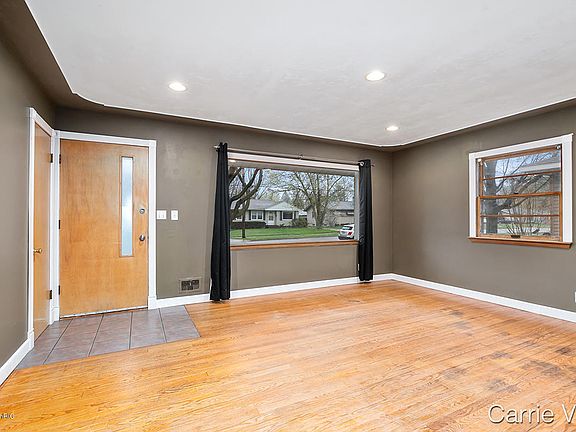 2nd image of 3737 Hazelwood Ave SW