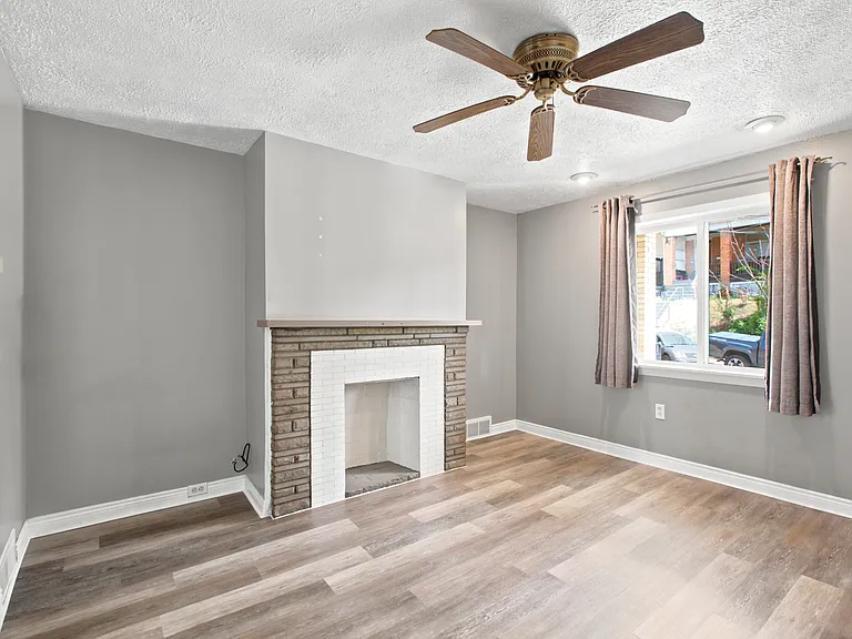 425 Iberia St #1 — Photo 26