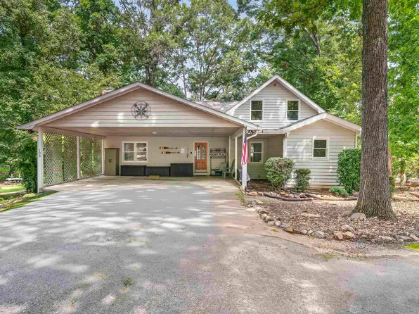 105 Horseshoe Ct, Eatonton, GA 31024
