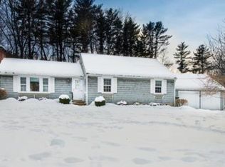 25 Gail St, Topsfield, MA 01983