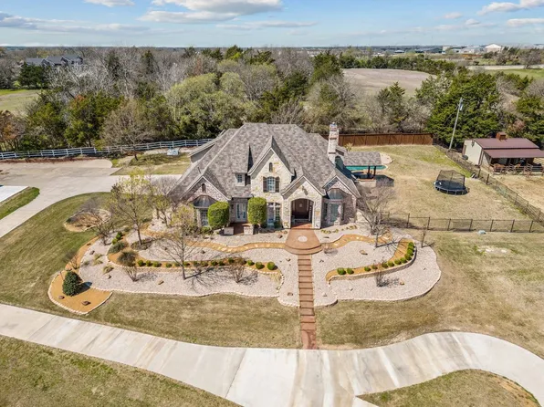 405 E Lamm St, Blue Ridge, TX 75424