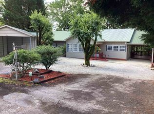 16 Picnic Cir #32C, Cleveland, GA 30528