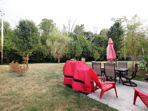 5th image of 257 Baybrook Cir