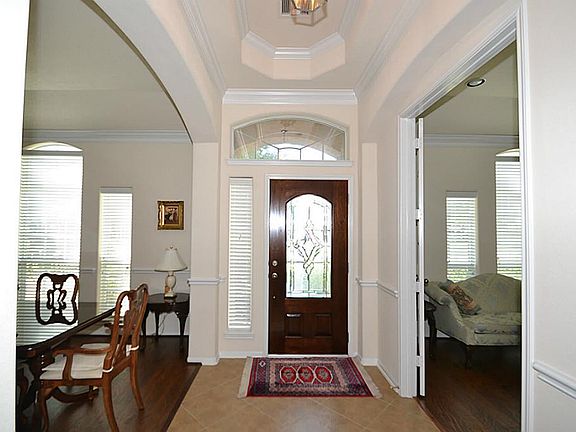 3rd image of 18022 Gable Oak Ln