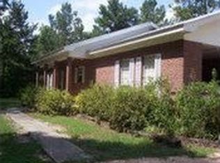 101 Sandhill Loop, Ellisville, MS 39437