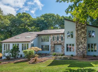 5 Pinnacle Point, Randolph, NJ 07869