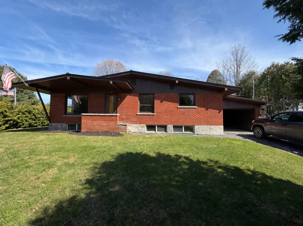 15 Bolster Rd Unit A, Barre, VT 05641