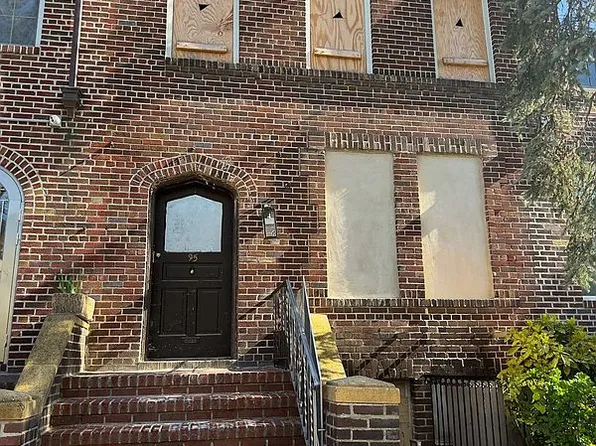 95 73rd St, Brooklyn, NY 11209