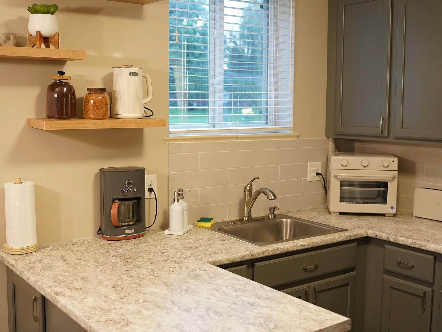 1 bed, 750 sqft, $3,000 — Photo 4