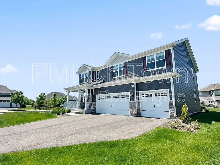 765 Kentshire Cir — Photo 2