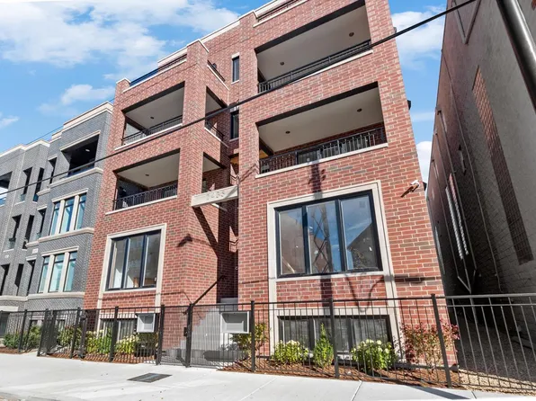 2435 N Clybourn Ave #1N, Chicago, IL 60614
