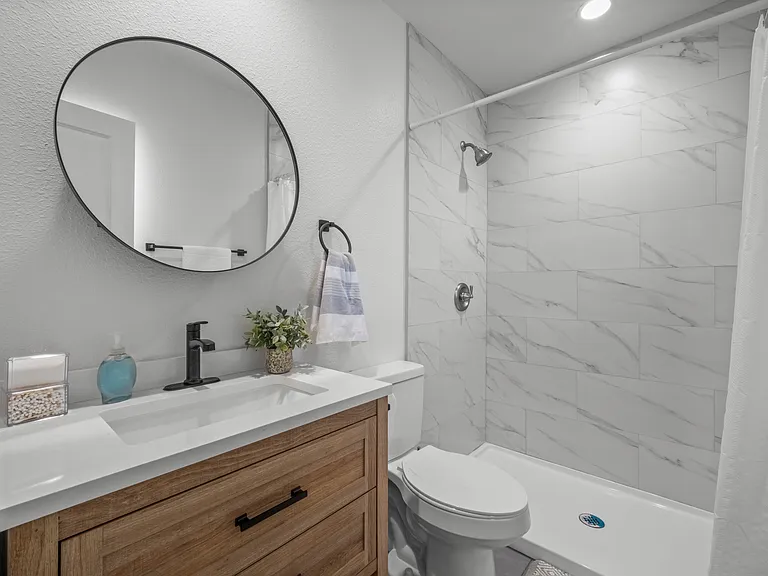 223 Emerson St — Photo 22