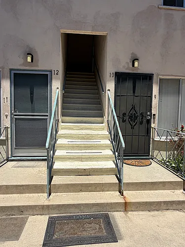 4930 Woodman Ave #10 Photo 1