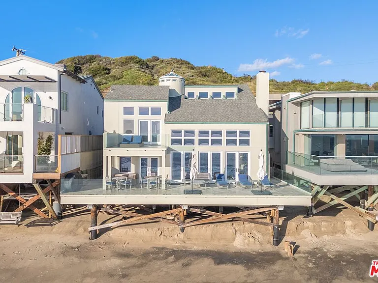 24456 Malibu Rd — Photo 33
