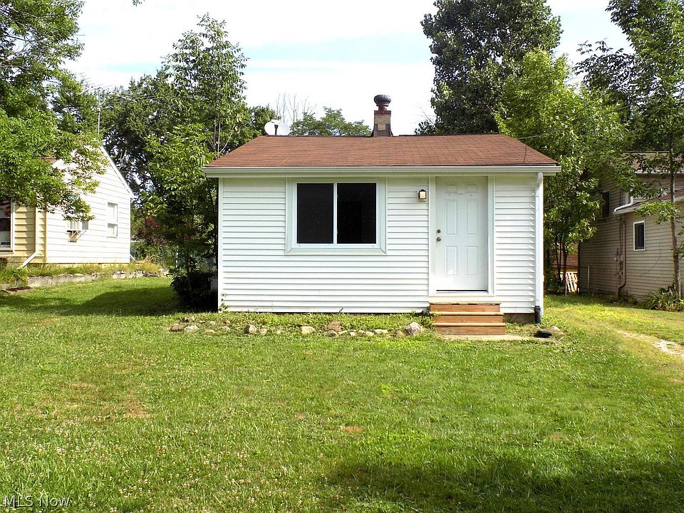 1st image of 1094 Moneta Ave