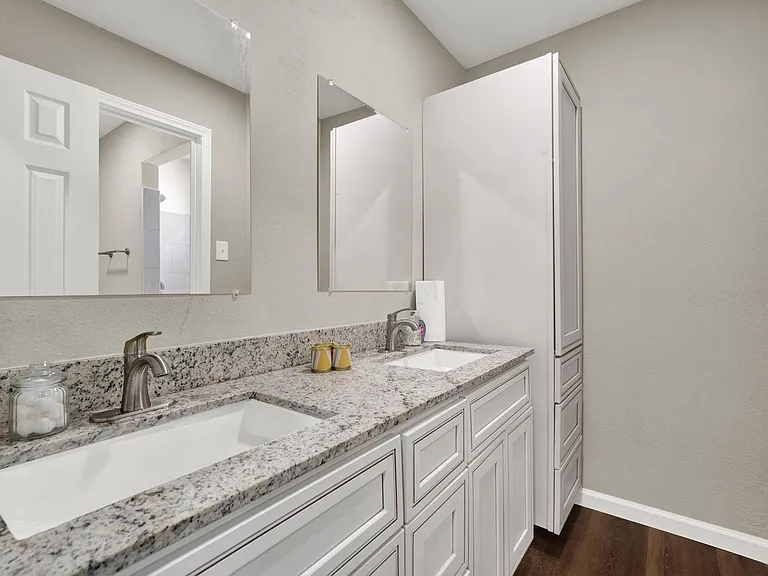 Green Terrace Ln — Photo 8