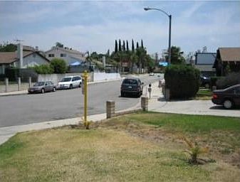 3rd image of 669 Faxina Ave