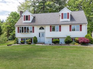 6 Lawrence Rd, North Reading, MA 01864
