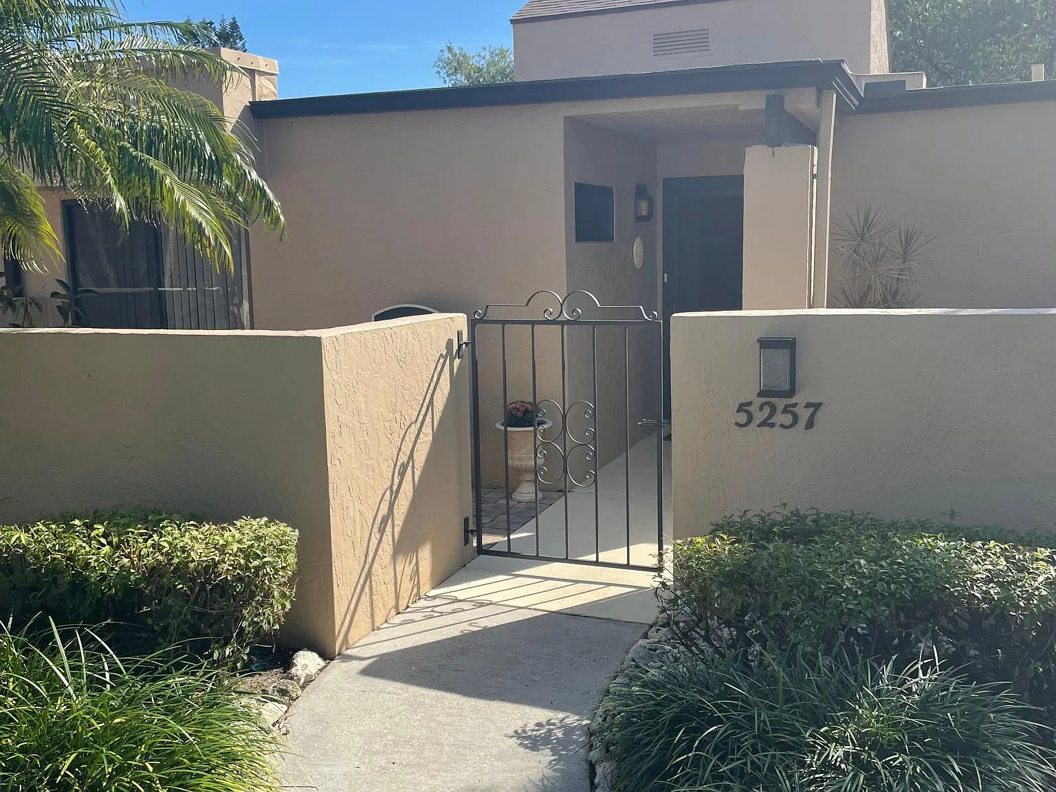 5257 Myrtle Wood — Photo 1