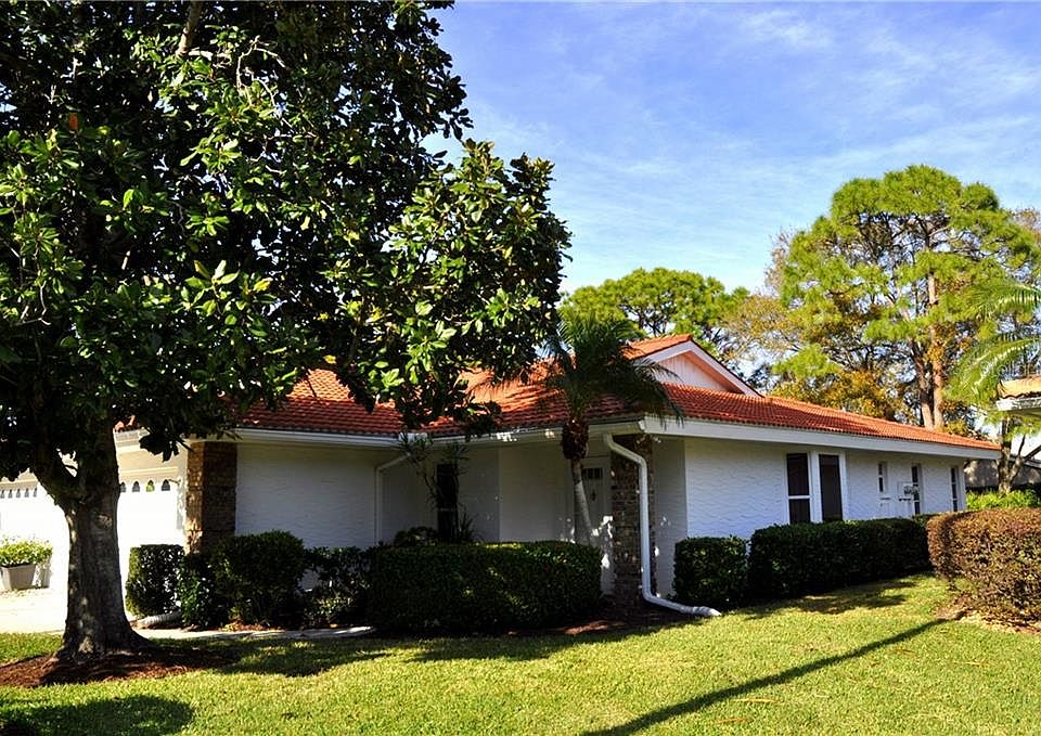 1st image of 5613 Garden Lakes Dr