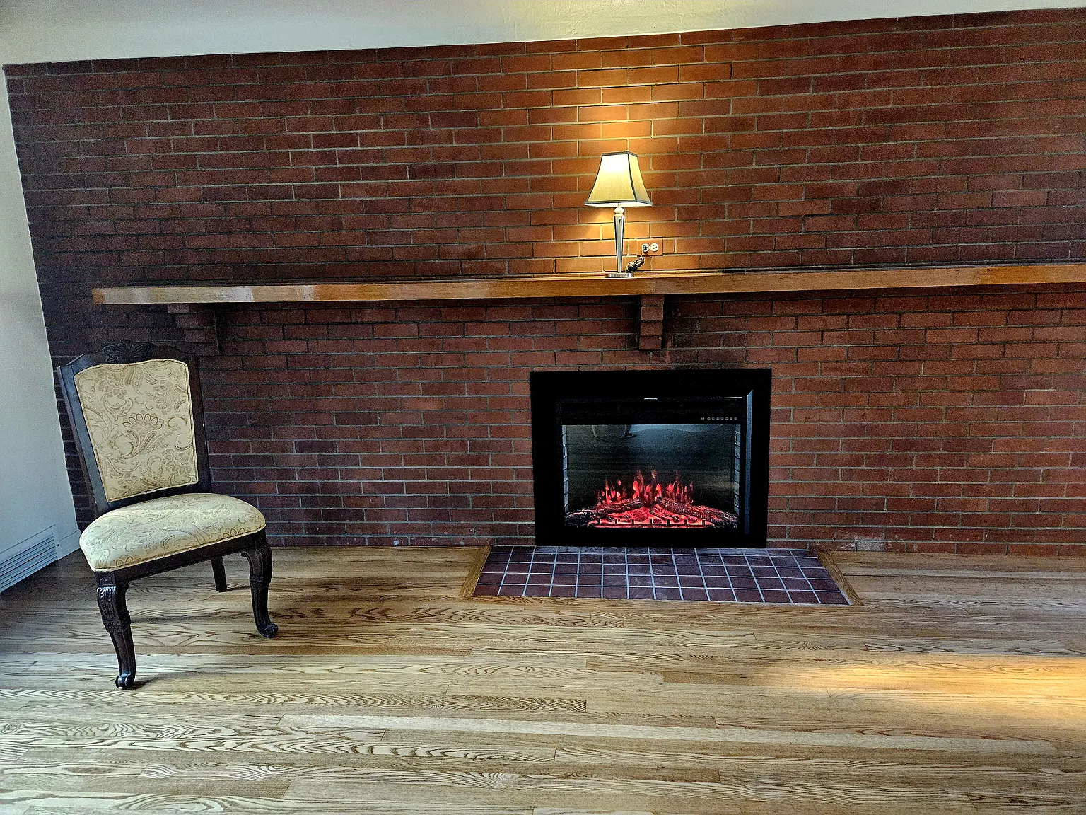 2 bed, 1800 sqft, $3,100 — Photo 3