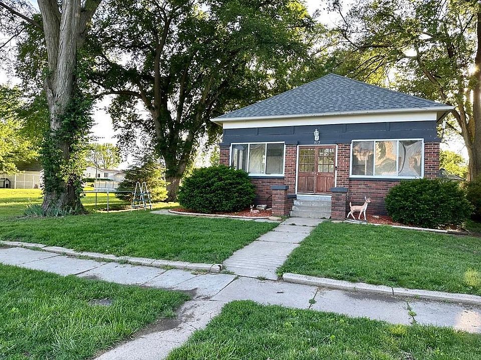 1st image of 317 N Derby Ave