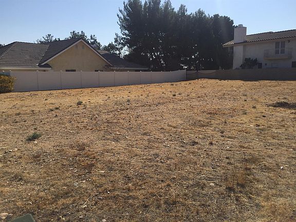 5th image of 17975 Wildwood Dr
