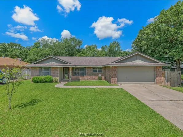2906 Adrienne Dr, College Station, TX 77845