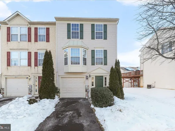 202 Fox Trl #105, Parkesburg, PA 19365