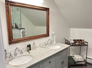 7 Jackson Hill Rd, Leverett, MA 01054