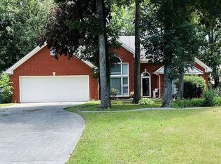 1702 Robin Hood Ct, Decatur, AL 35603