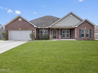 8505 Poplar Trl, Biloxi, MS 39532
