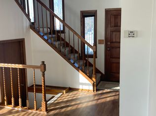 8985 W Allerton Ave, Milwaukee, WI 53228